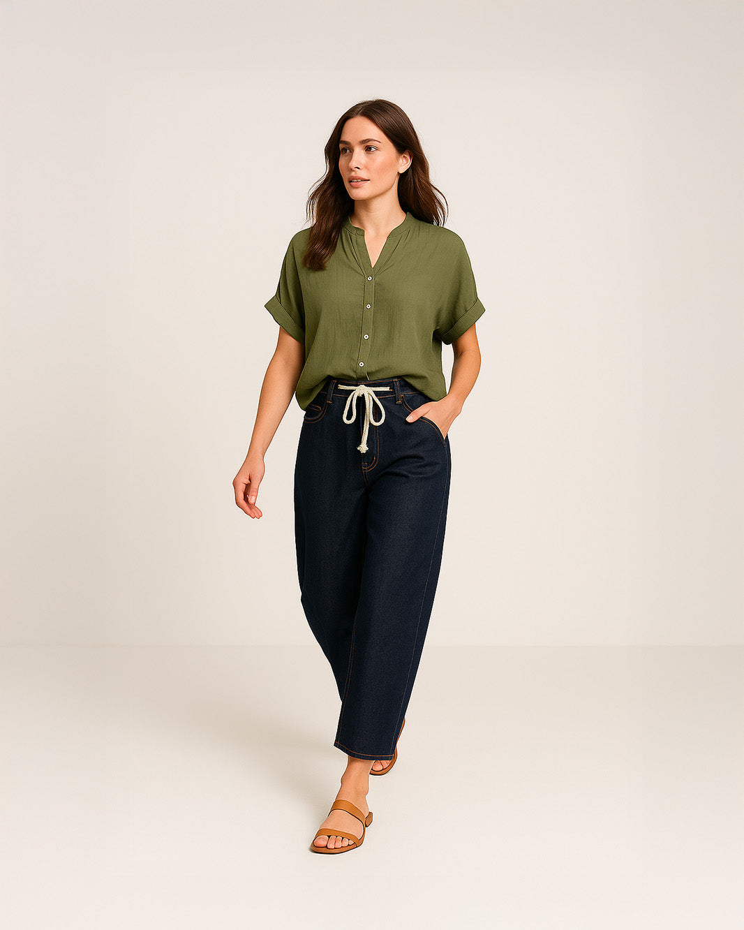 Camicia tinta unita con collo coreano