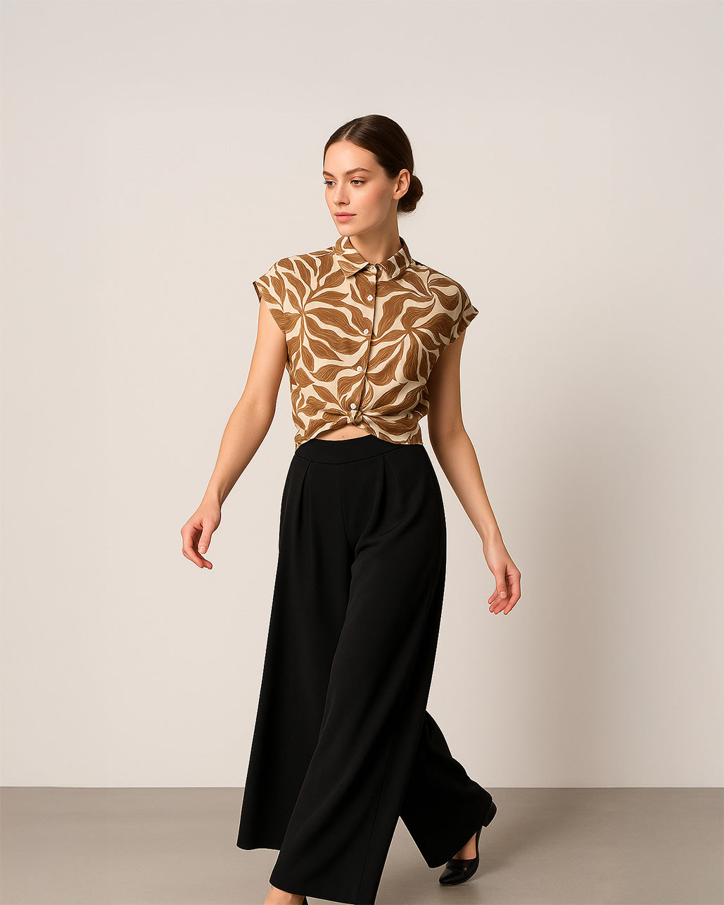 Pantaloni lunghi e larghi con fascia elastica