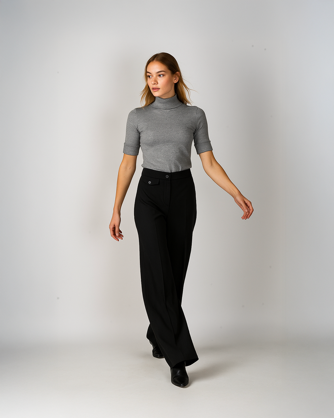 Pullover con collo mezza manica e bottoncini