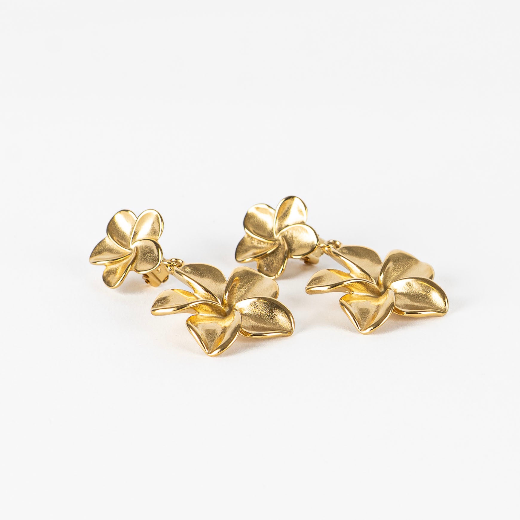 Orecchini con doppio oleandro