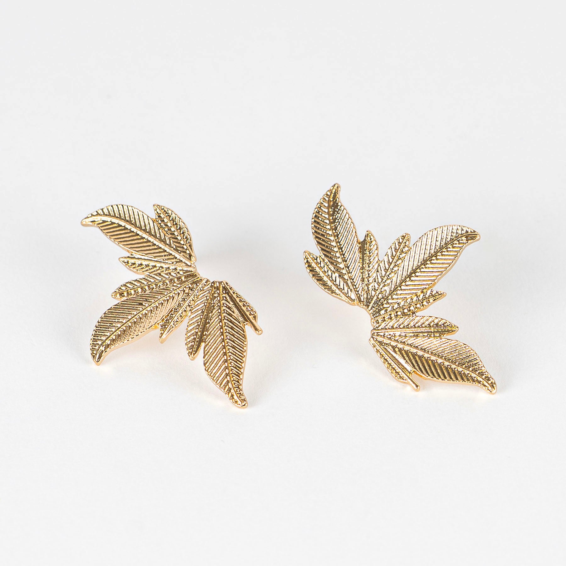Orecchini foglia gold