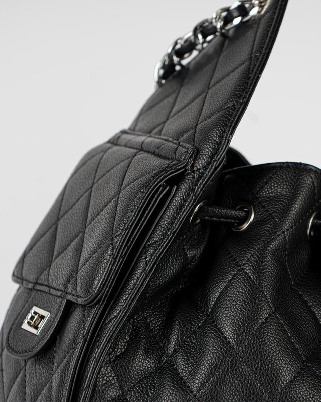 Borsa trapuntata con tasche laterali