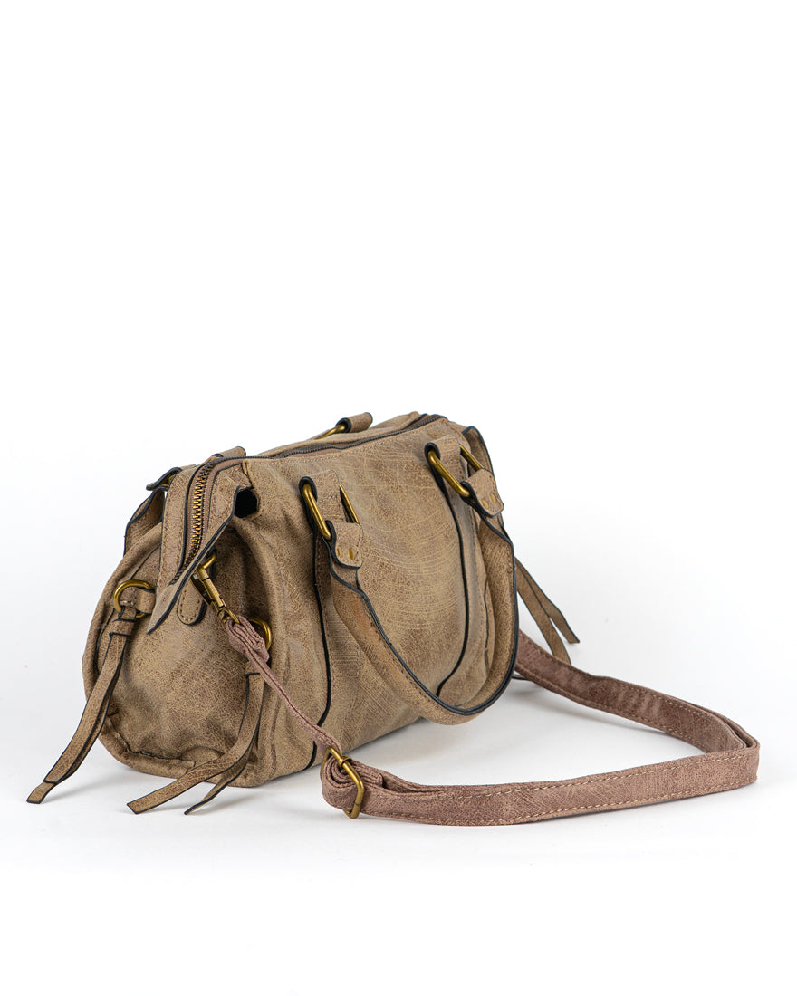 Mini bag con tracolla e accessori oro