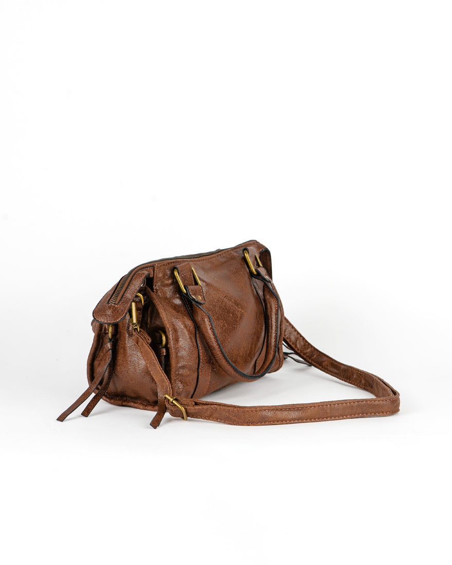 Mini bag con tracolla e accessori oro