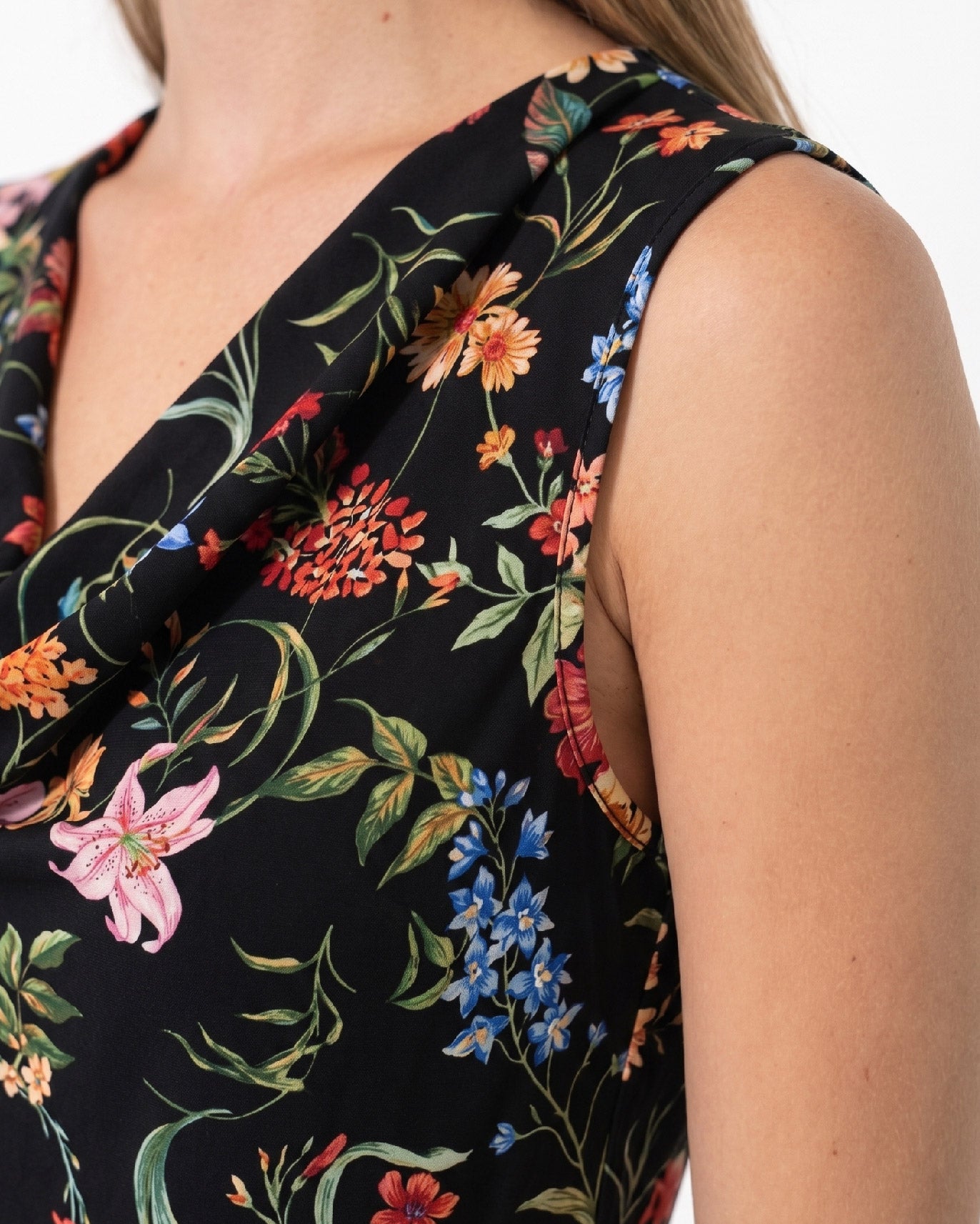 Blusa con Fiori Colorati