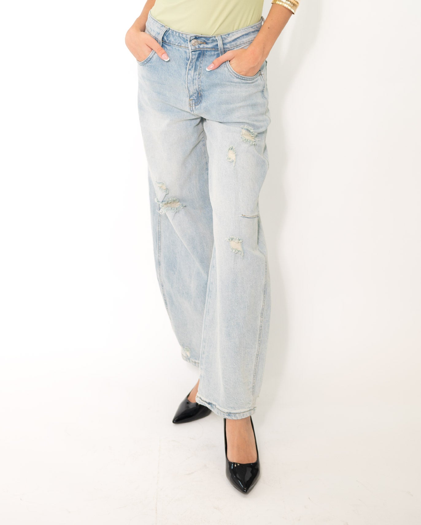 JEANS CHIARO CON STRAPPI