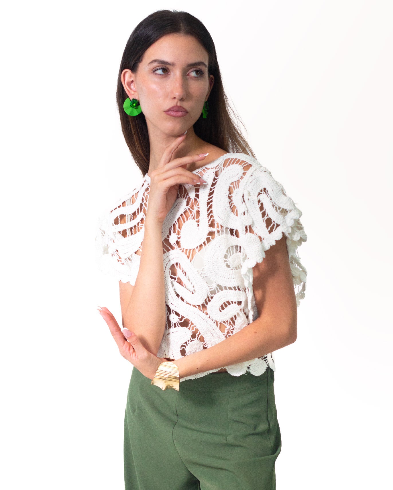 CROP TOP IN MACRAME'